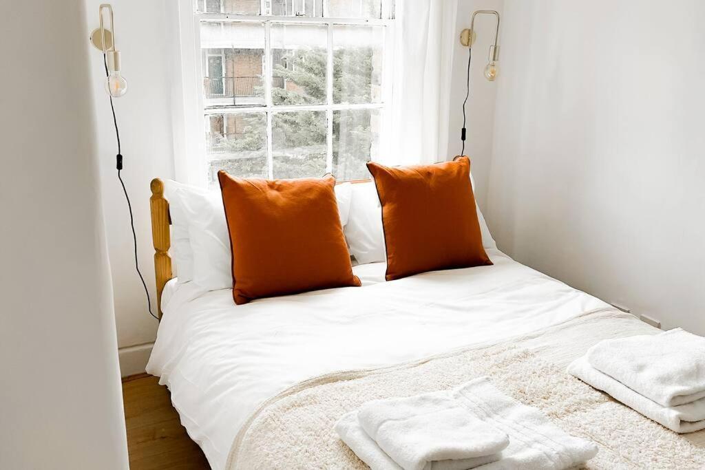 Bright & Contemporary Shoreditch *